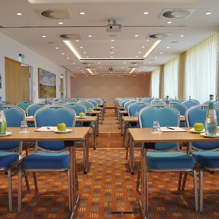 Radisson Blu Hotel Karlsruhe Ettlingen Bagian luar foto