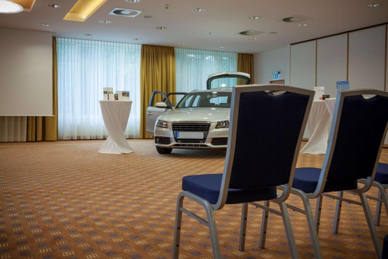 Radisson Blu Hotel Karlsruhe Ettlingen Bagian luar foto