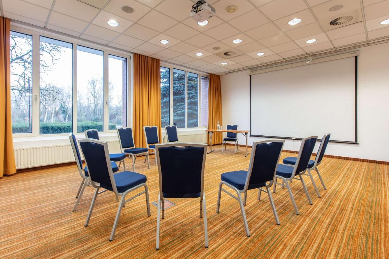 Radisson Blu Hotel Karlsruhe Ettlingen Bagian luar foto