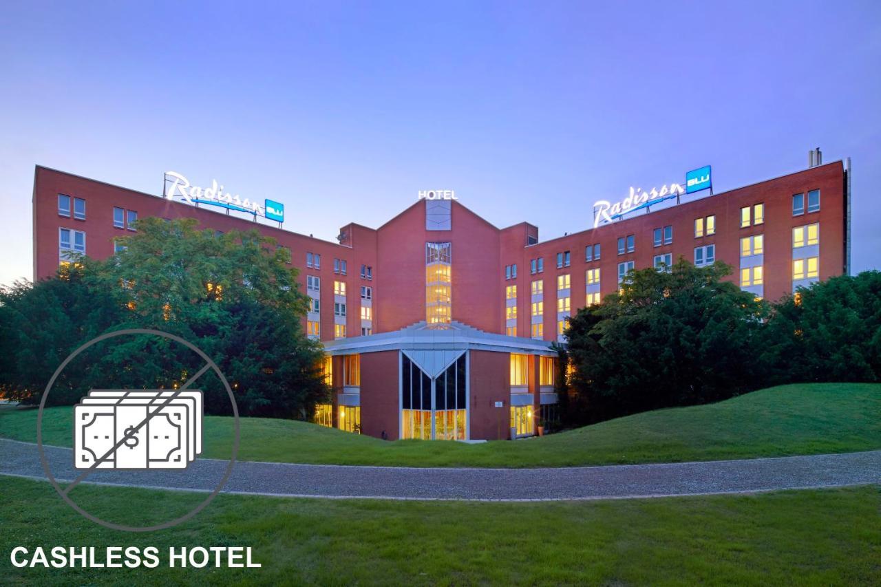 Radisson Blu Hotel Karlsruhe Ettlingen Bagian luar foto