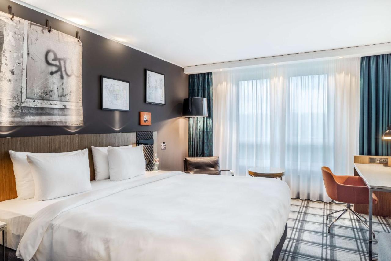 Radisson Blu Hotel Karlsruhe Ettlingen Bagian luar foto