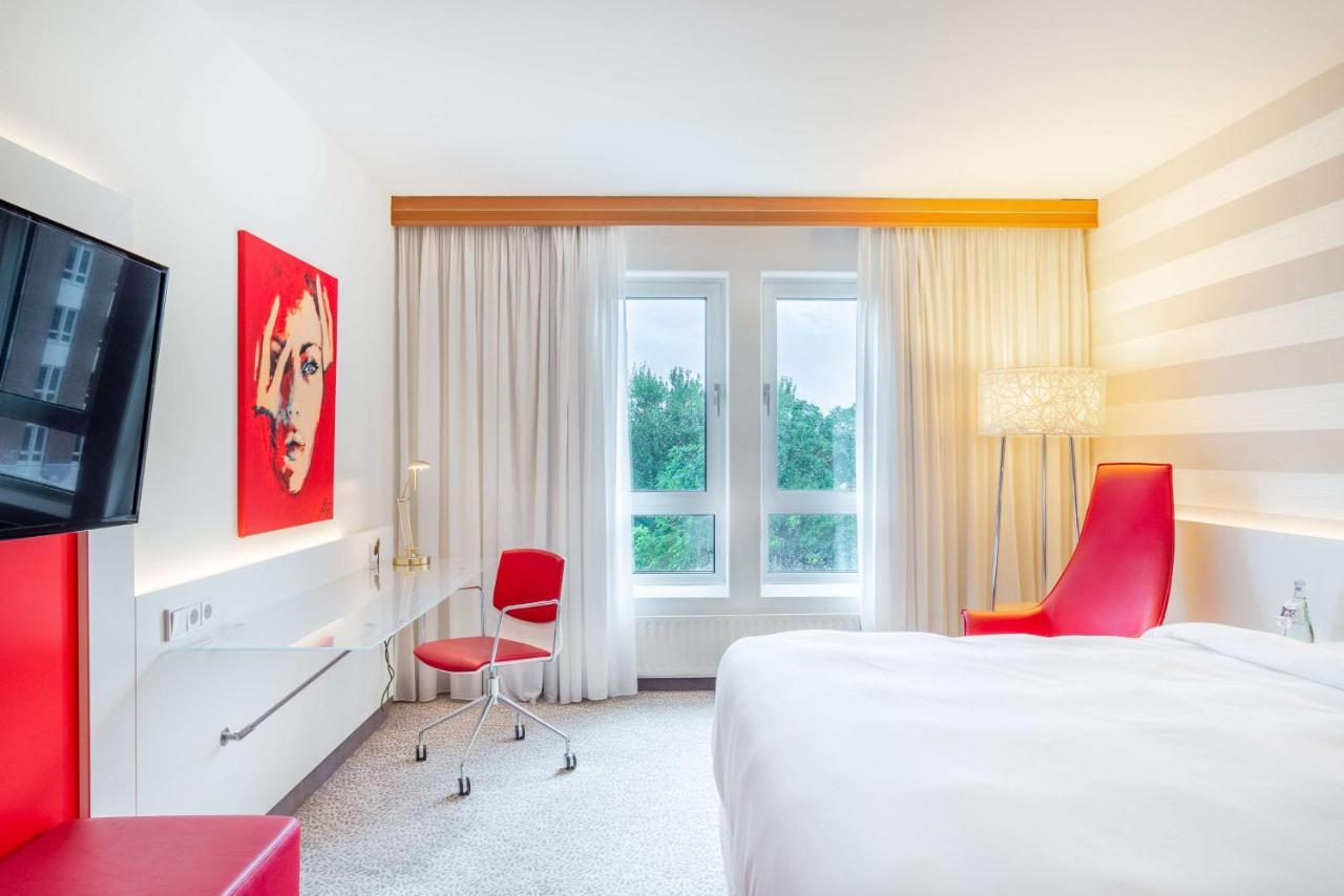 Radisson Blu Hotel Karlsruhe Ettlingen Bagian luar foto