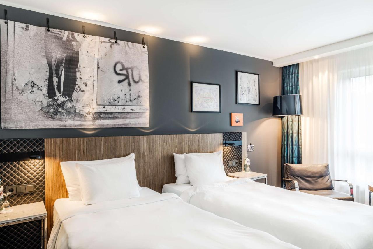 Radisson Blu Hotel Karlsruhe Ettlingen Bagian luar foto