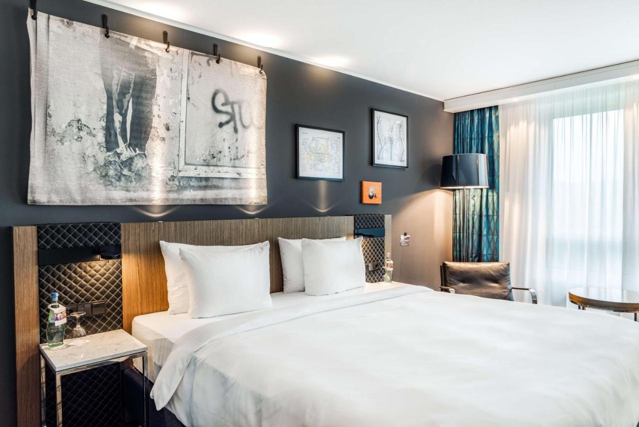 Radisson Blu Hotel Karlsruhe Ettlingen Bagian luar foto